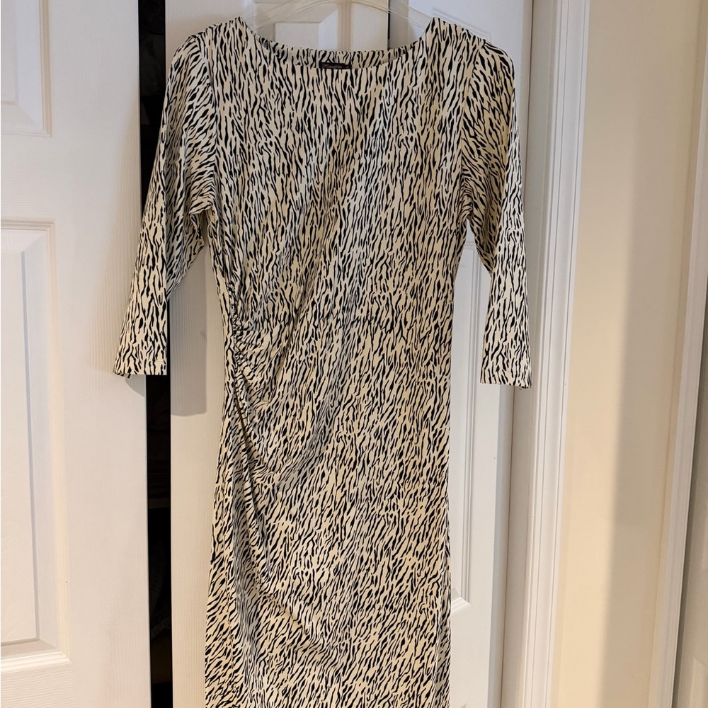 J. McLaughlin Black and White Patterned Dress